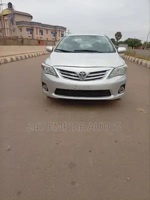 Toyota Corolla 2012 Silver