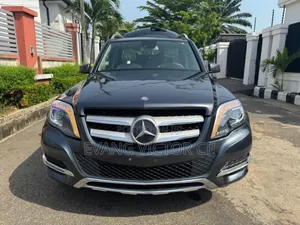 Mercedes-Benz GLK-Class Base GLK 250 BlueTEC 4dr AWD 4MATIC (2.1L 4cyl)
