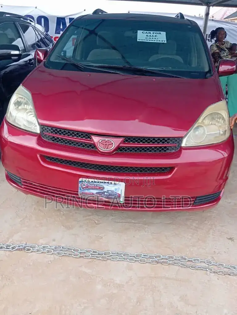 Toyota Sienna 2008 Red
