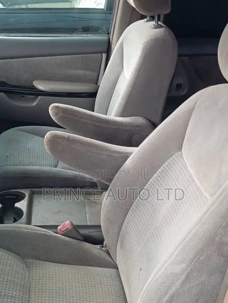 Toyota Sienna 2008 Red