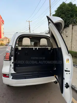 Lexus GX 460 AWD 2023 Pearl