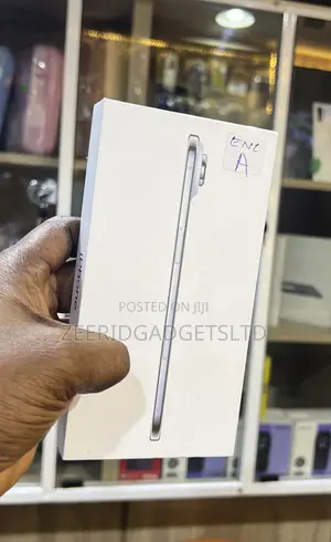 New Apple iPhone Air 256 GB