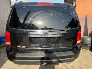 Honda Pilot LX 4dr SUV 4WD (3.5L 6cyl 5A) 2011 Black
