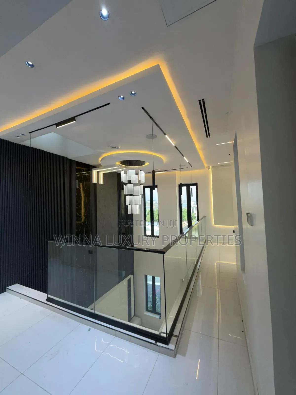 5bdrm Mansion in Guzape for sale