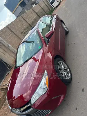 Toyota Camry 2016 Red