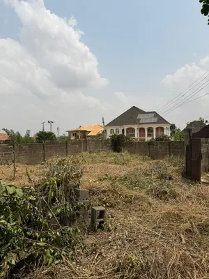 2 Plots of Fenced and Gated Land With 4 Bedroom Bungalow at Lintel
