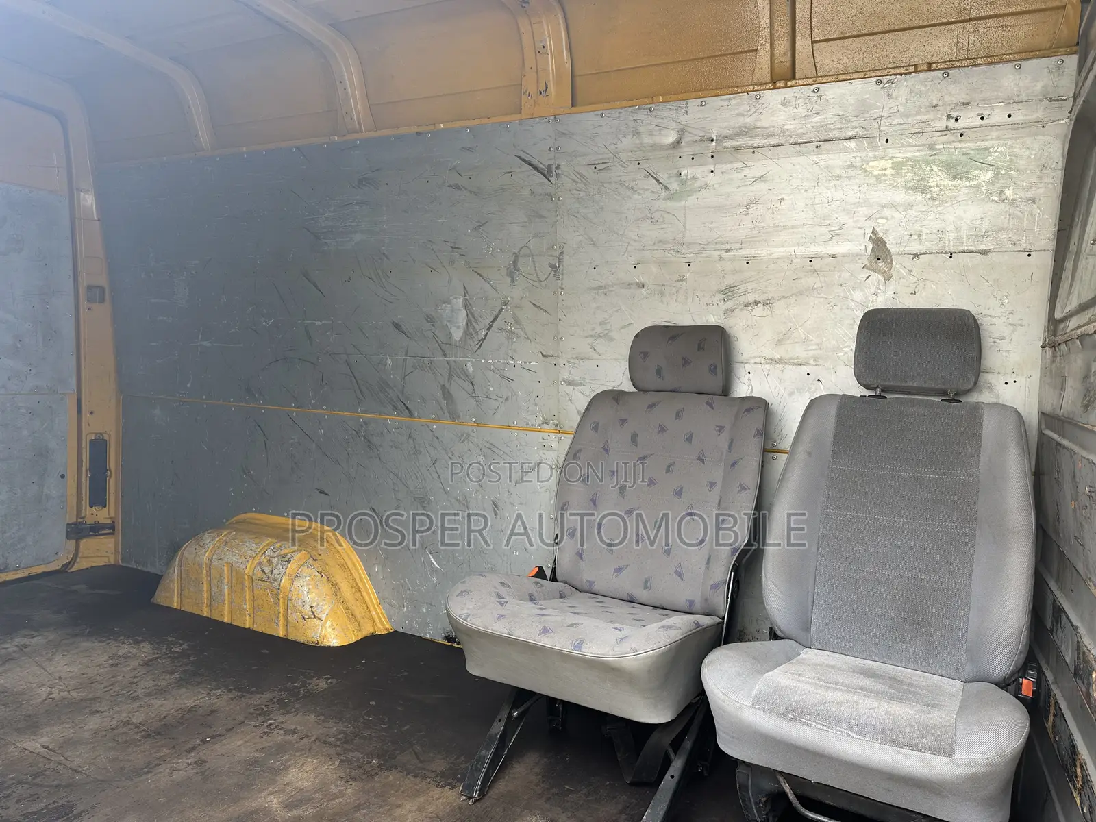 Volkswagen LT 2006 Yellow