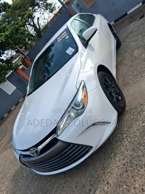 Toyota Camry LE 4dr Sedan (2.5L 4cyl 6A) 2016 White