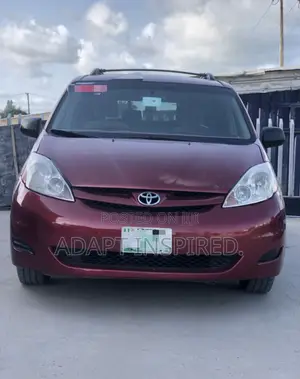 Toyota Sienna 2006 Red