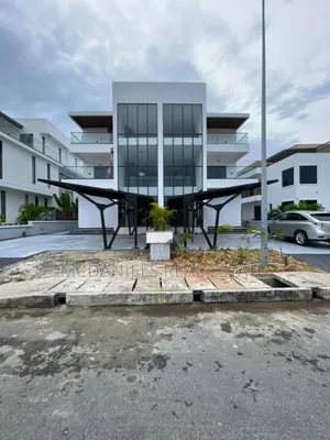 5bdrm Duplex in Ikate for sale