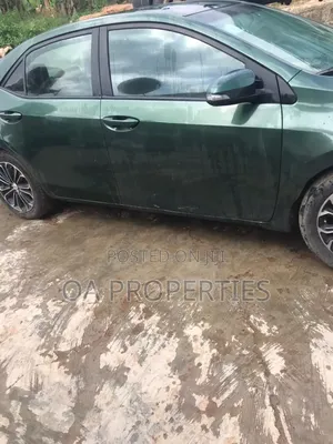 Toyota Corolla 2015 Green