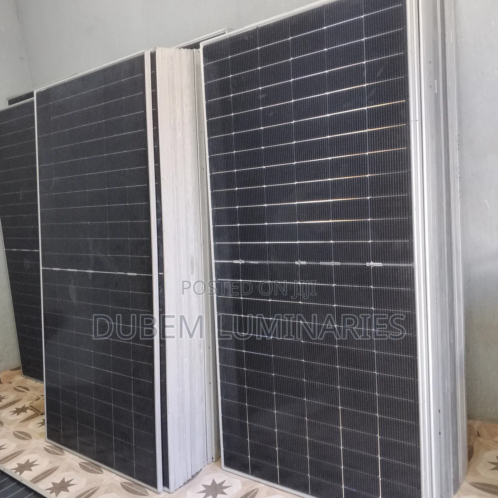Jinko 650 Watts Solar Panels