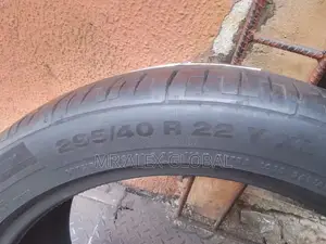295/40/22 Continental Tires Original