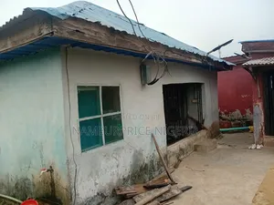 2bdrm Bungalow in Henry Taiwo Street,, Ifako-Ijaiye for sale