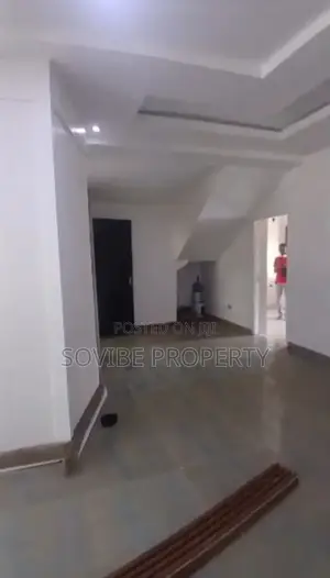 Furnished 1bdrm Duplex in Paradise 2, Chevron for rent