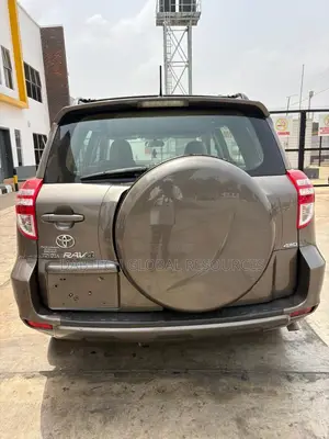 Toyota RAV4 4x4 2009 Brown