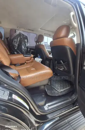 Toyota Land Cruiser 4.5 V8 GXR 2018 Black