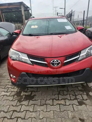 Toyota RAV4 Limited 4dr SUV AWD (2.5L 4cyl 6A) 2015 Red