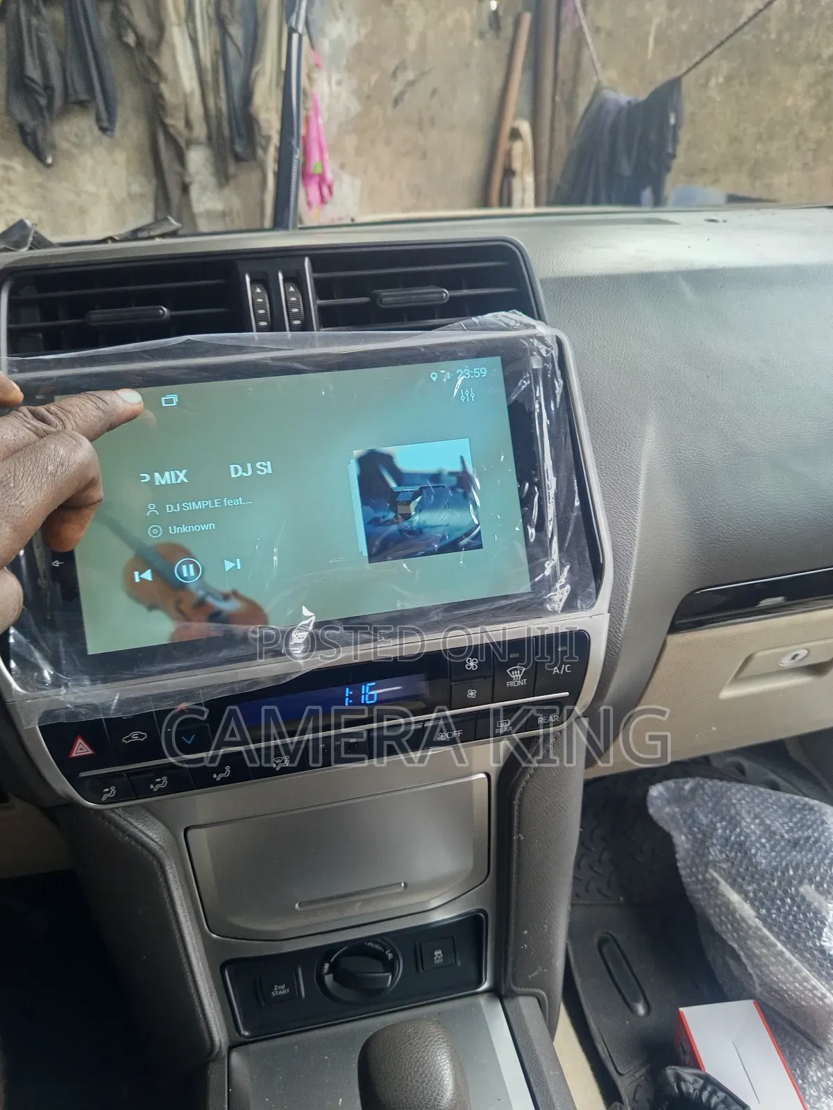 Prado 2018 Android Screen