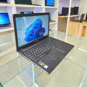 Laptop Gigabyte 16GB Intel Core i5 HDD+SSD 1T