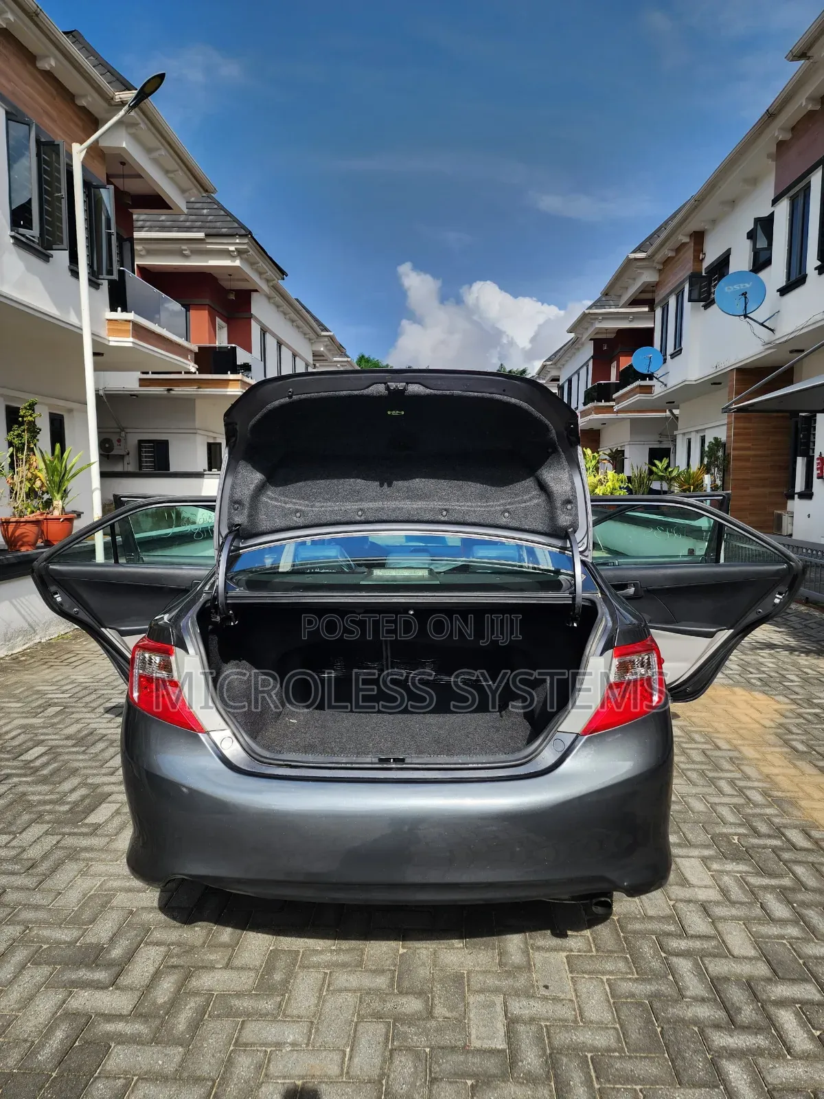 Toyota Camry 2013 Gray