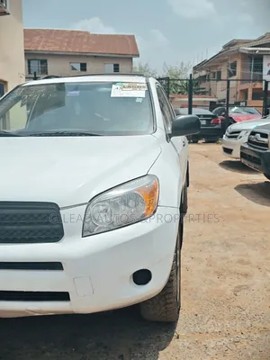 Toyota RAV4 2.4 2008 White