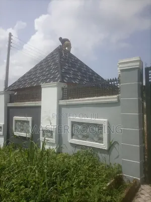 Master Roofing Gerard