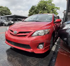 Toyota Corolla S Special Edition 4dr Sedan (1.8L 4cyl 4A) 2013 Red
