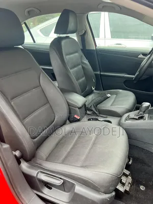 Volkswagen Jetta SE 2011 Red