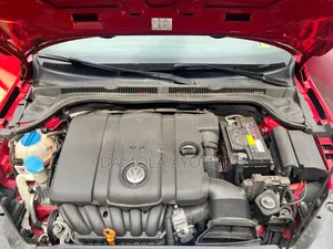 Volkswagen Jetta SE 2011 Red