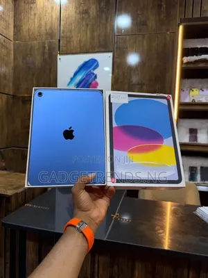 New Apple iPad (2025) 128 GB