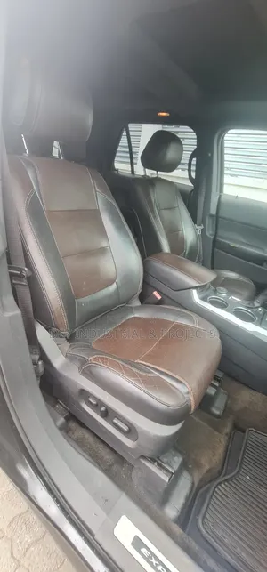 Ford Explorer Sport 4dr 4x4 (3.5L 6cyl 6A) 2013 Black