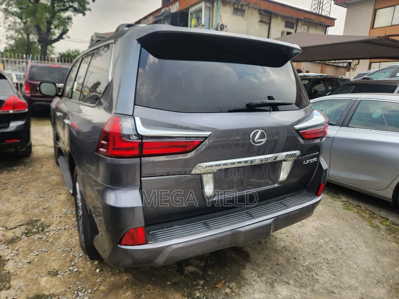 Lexus LX 570 AWD 2017 Gray