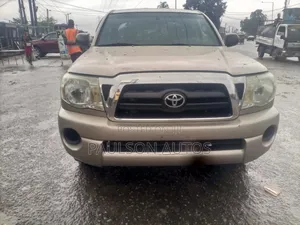 Toyota Tacoma Double Cab Long Automatic 4x4 2007 Gold