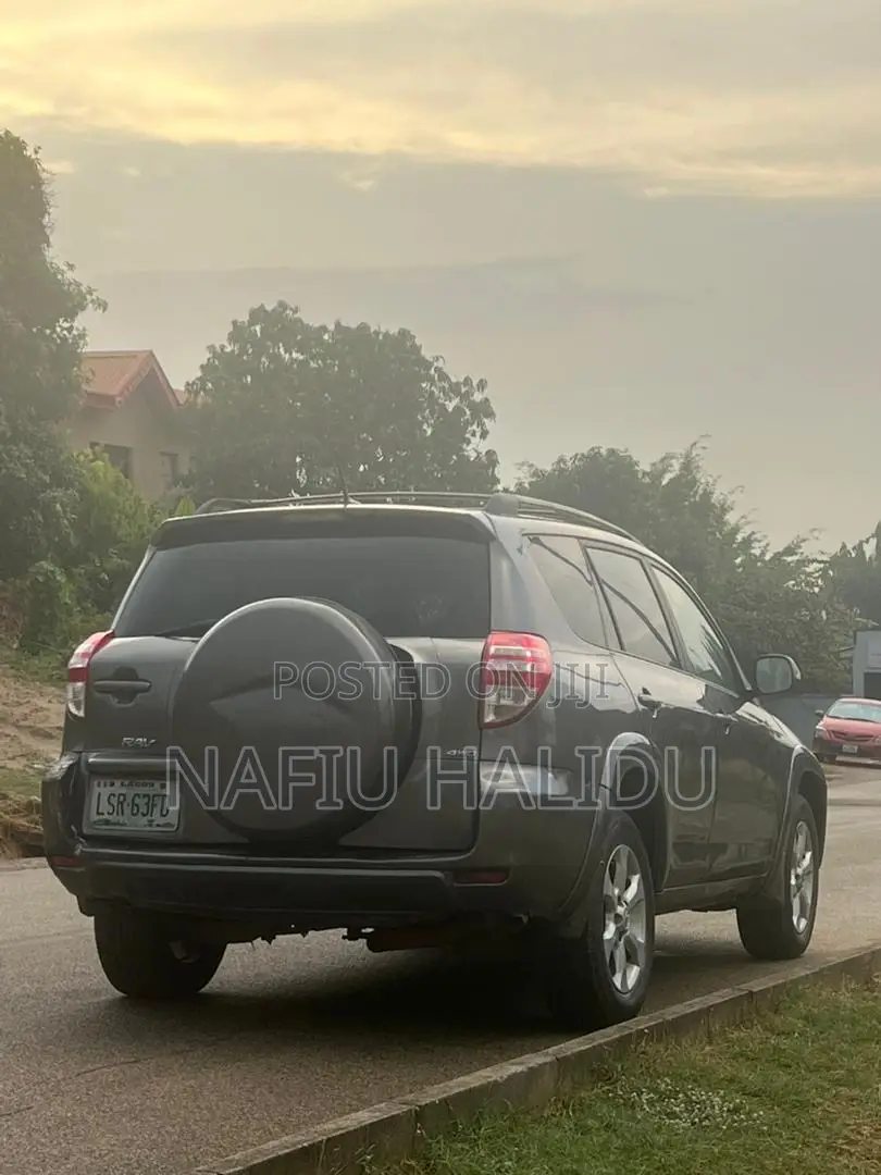 Toyota RAV4 2007 Gray