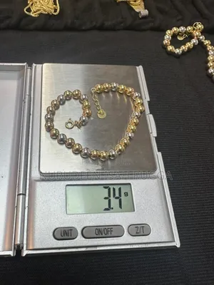 Diamond Cord Hand Bracelet 18kara Gold