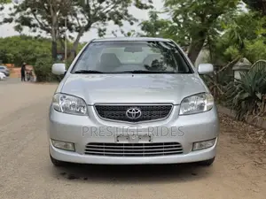 Toyota Vios 2004 Silver
