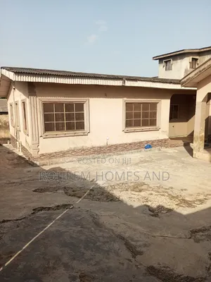 1bdrm Bungalow in Secured Area, Yakoyo/Alagbole for sale