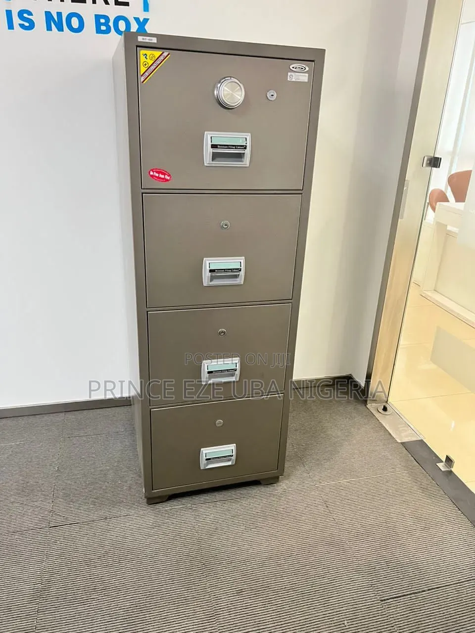 Fire Prof Safe And Cash Box