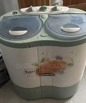 Twin Tub Medium Size Washing Machine