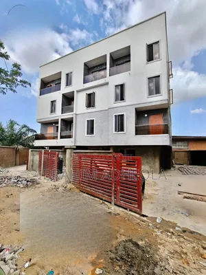 4bdrm Duplex in Maryland, Mende for sale