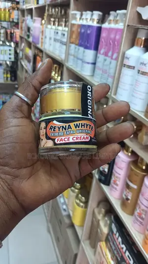 Reyna White Extreme Whitening Face Cream