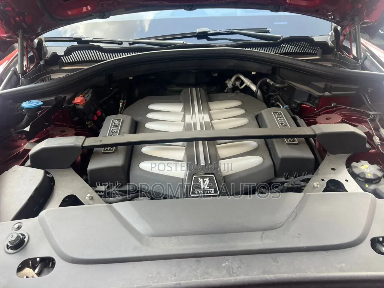 Rolls-Royce Cullinan Base 2021 Red