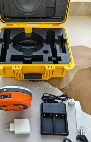 High-Precision GNSS RTK Receiver Set With a Transporter Case