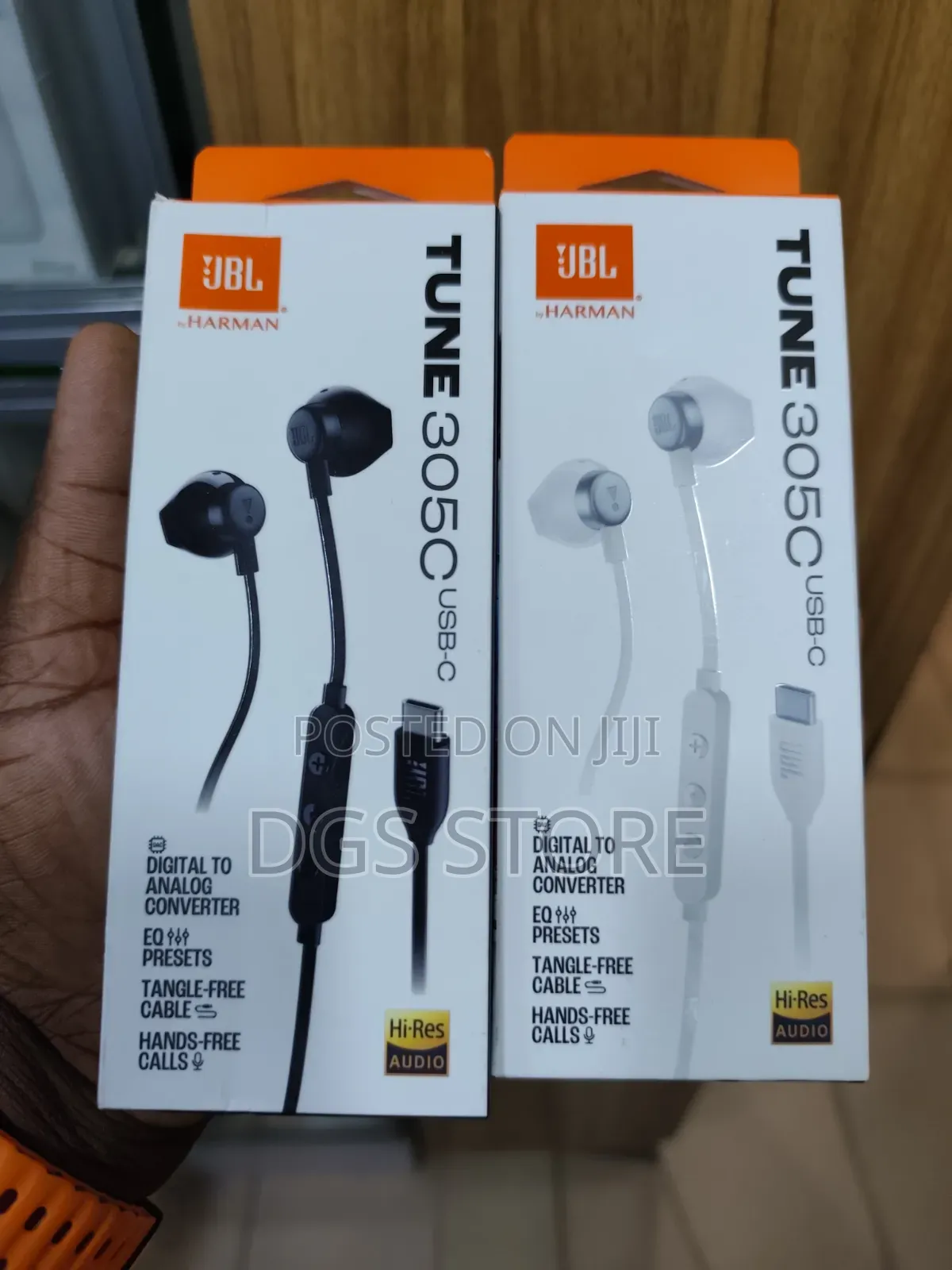 JBL Tune 305c Usb C Earphone Wired