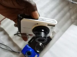 Canon Digital Photo Video Camera for Vintage Passport Snapping
