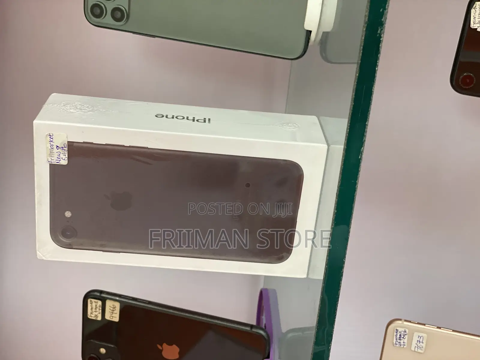 New Apple iPhone 8 64 GB Black