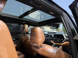 Toyota Highlander Platinum 2021 Black