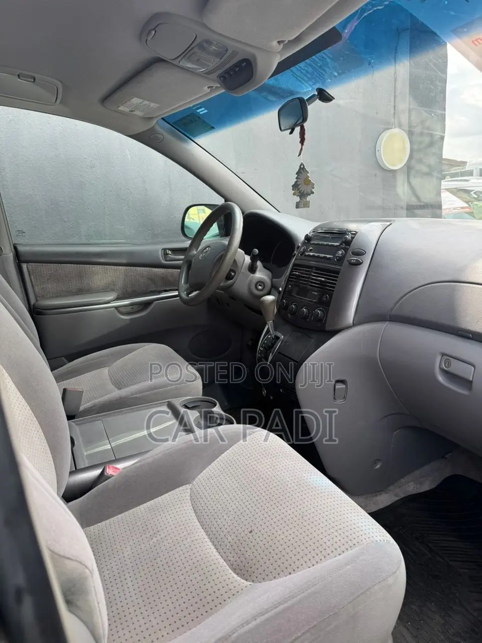 Toyota Sienna 2007 Silver