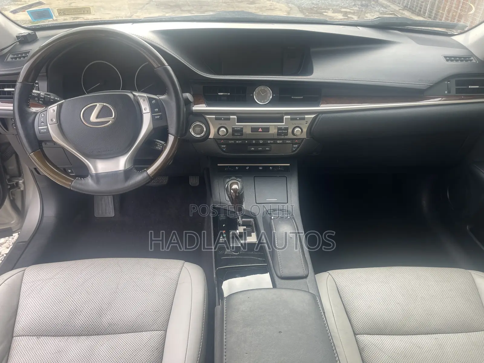 Lexus ES 2015